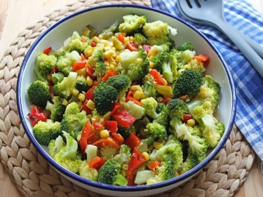 DİYET SALATASI