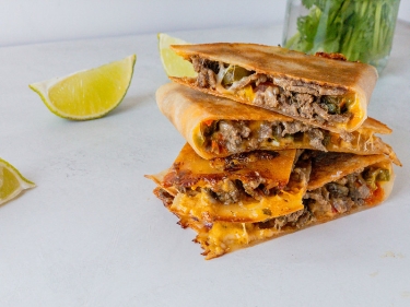 BİFTEKLİ QUESADİLLA